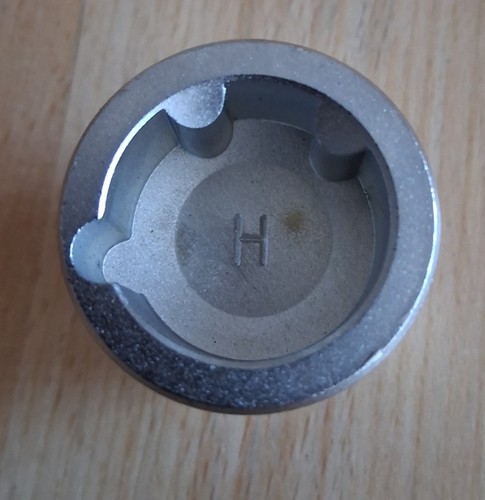 Locking wheel key - locking,