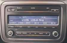 2012 SKODA FABIA RADIO STEREO WITH CD PLAYER - 5J0 035 161 D