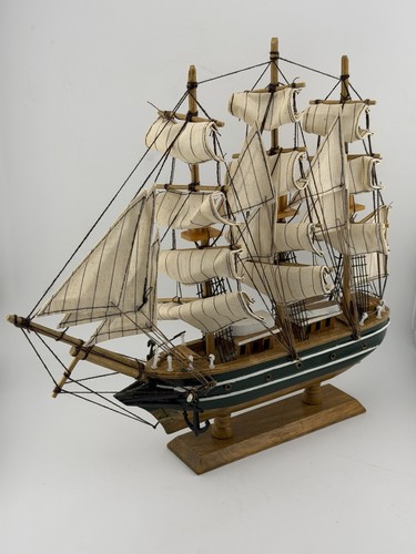 Wooden mast sailing - 3,