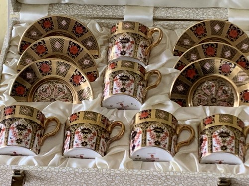 Cased royal crown derby - cased,