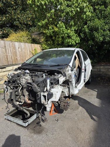 Breaking ford fiesta - fiesta, zetec