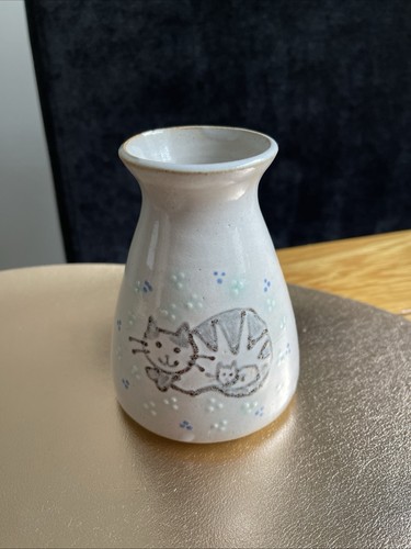 Glynderi pottery cat vase - pottery, by