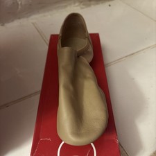 NEW IN BOX Capezio Stretch