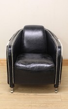 Artsome Coach House Black