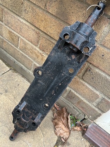 Tractor mount inner mounting