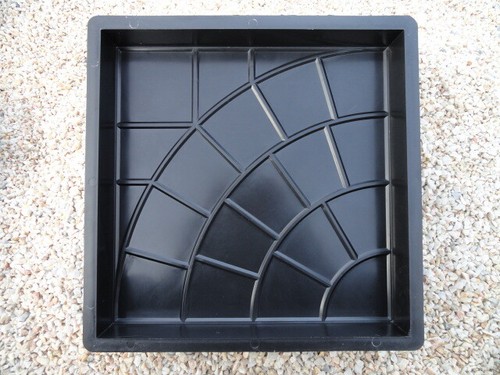 Large garden paving slab - large,