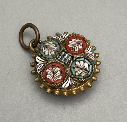 Small 8cm diameter - v., 1.8cm