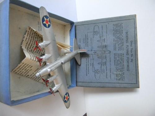 Pre war dinky boeing - dinky,