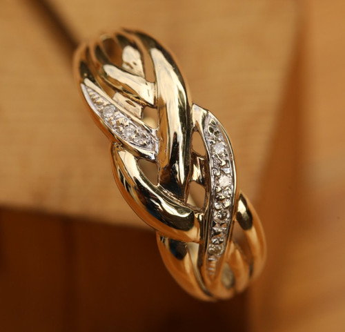 9ct solid yellow - solid,