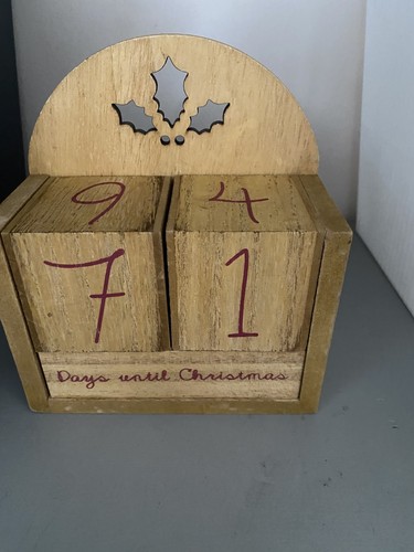 Vintage wooden countdown - countdown, to
