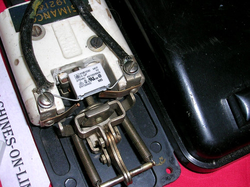 Vintage singer sewing machine - sewing,