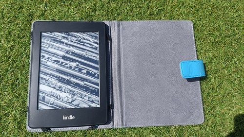 Bundle kindle paperwhite 7th