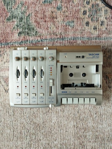 Tascam p01 portastudio - tascam,