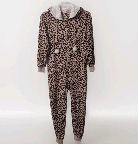 Leopard cat women one - 🐆leopard,