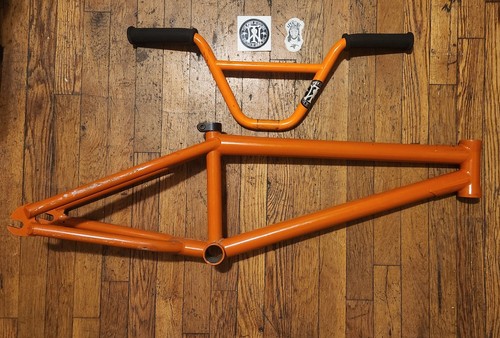 Redline device frame - frame, 21"
