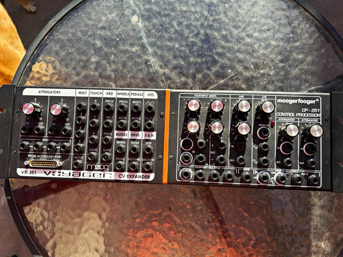 Moog 251 control processor - moog,