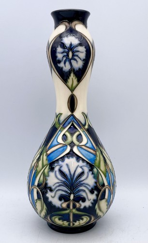 Moorcroft collectors club - moorcroft,