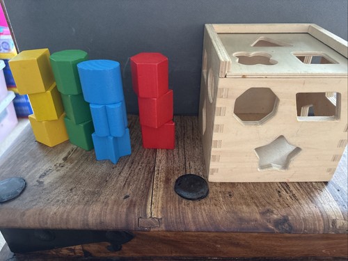 Melissa doug wooden shape - &,