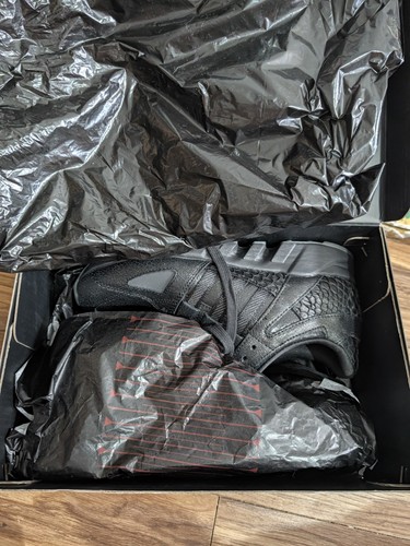 Adidas pusha black - t,