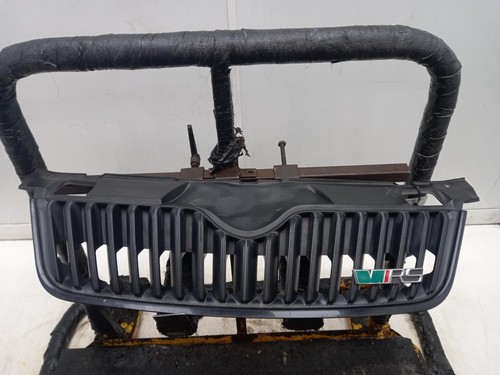 Skoda fabia grille front - (5j),