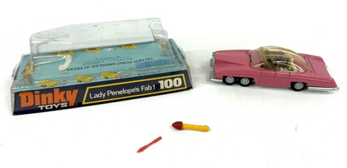 Dinky toys 100 lady - dinky,