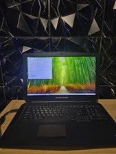 Alienware 17 R3  i7-6700HQ