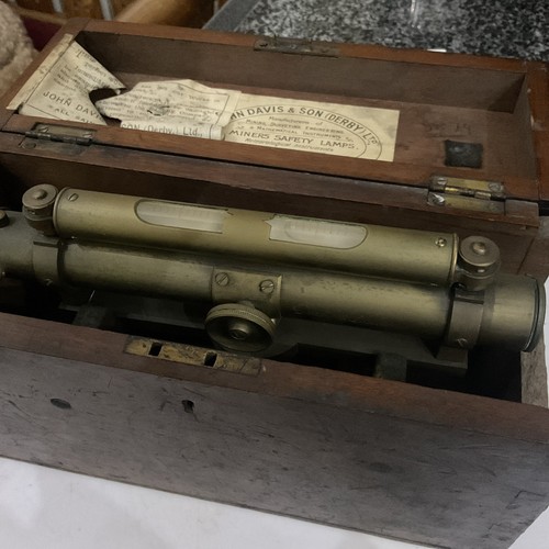 Antique davis sons derby - davis,