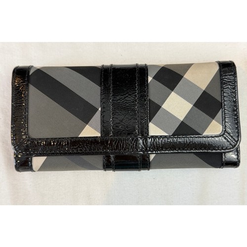 Authentic burberry beat check - authentic,
