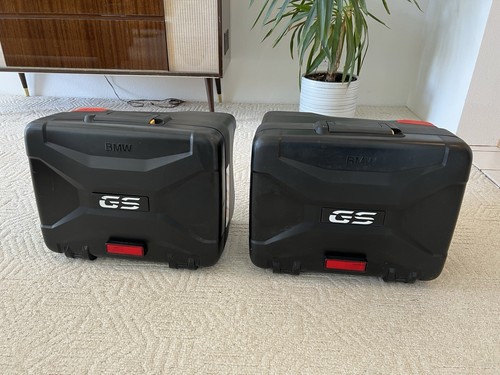 Bmw black vario side cases - black,