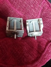 2 x Big & Variable Air Spaced