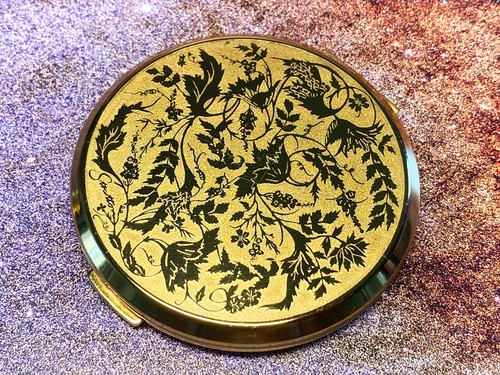 Stratton floral pattern - , gold