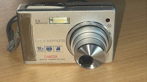 Olympus digital camera 5500 - camera, fe-5500