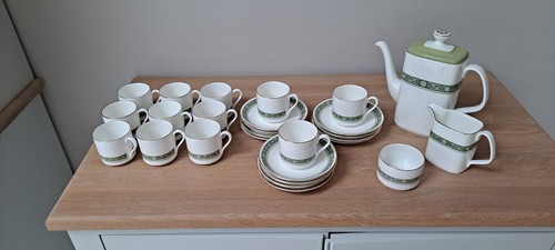 Royal doulton rondelay - royal, coffee