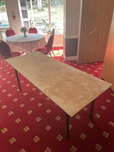 Banqueting burgess - x,