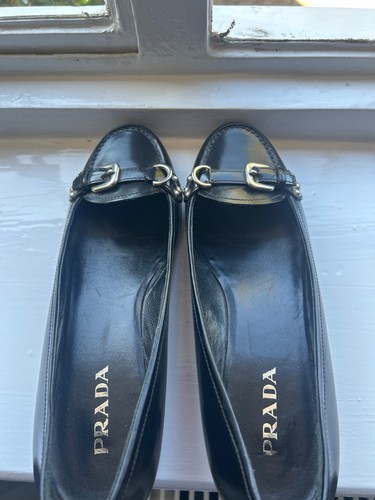 Vintage black kitten heel