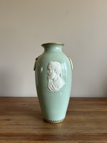 Antique celadon green - antique,