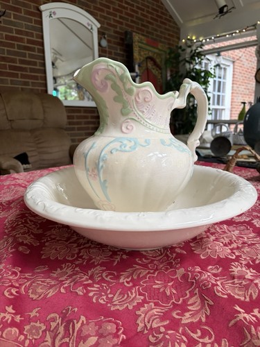 Vintage white glossy - glossy, ceramic