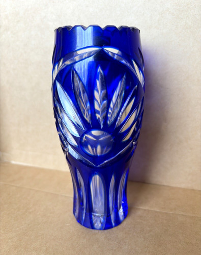 Bielecki blue hand cut - hand,