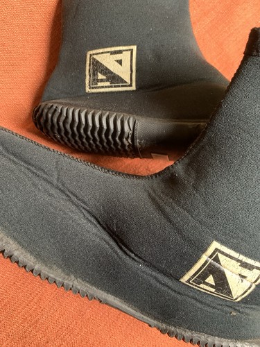 Sea kayaking neoprene boot - neoprene,