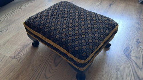 Vintage style footstool - style,