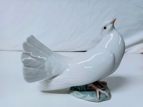 Vintage lladro dove - lladro, 1970’s