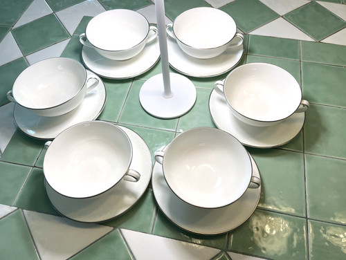 Royal doulton bone china - royal,