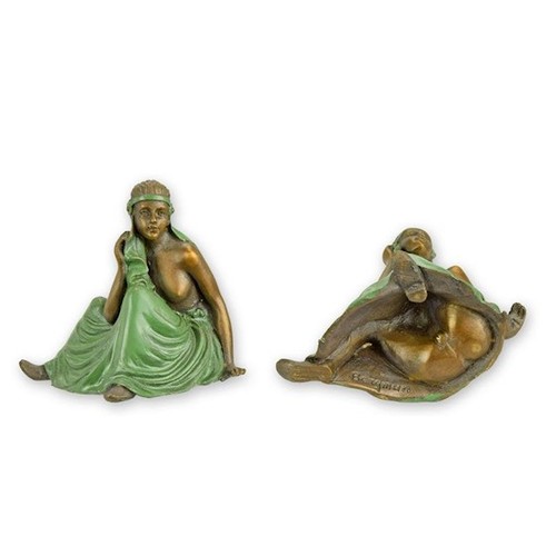 Bronze sculpture female style - bronze,