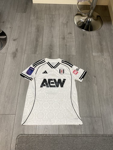 Fulham women match worn signed - fulham,