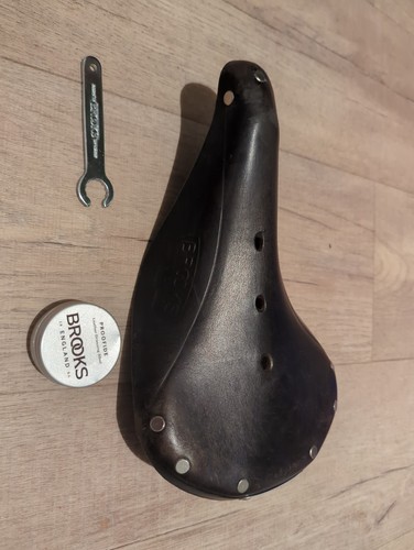Brooks b17 leather saddle - brooks,