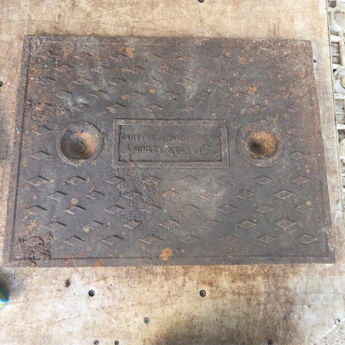 Cast iron manhole - cast, cover