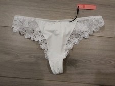 BNWT Vintage Daniel Axel White