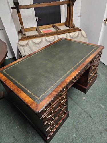 Burr walnut large - burr,