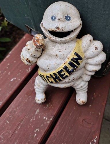 Cast iron michelin - michelin, bibendum