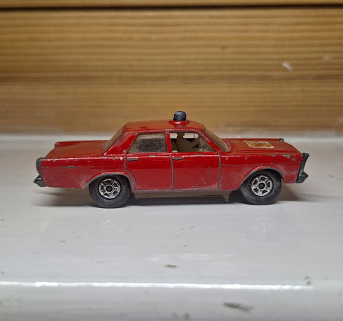 Red blue diecast - diecast, police